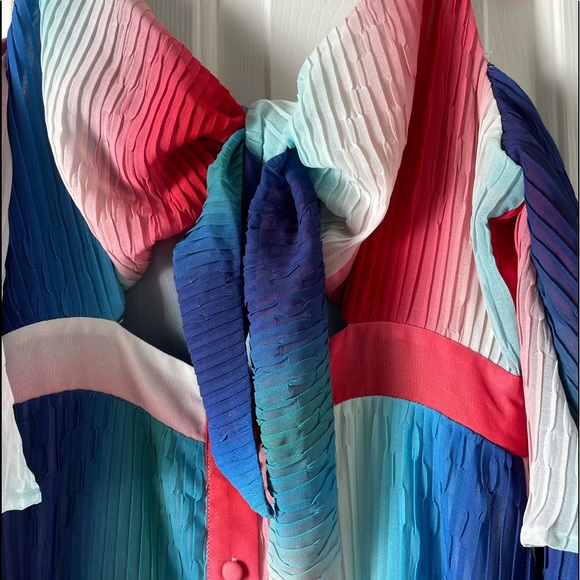 NEW L'ATISTE Women's Blue & Pink Floral Maxi Dress Size Small - Picture 8 of 14